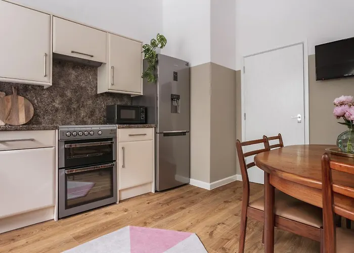 14 Church Street- Close To Train Station Apartamento Windermere