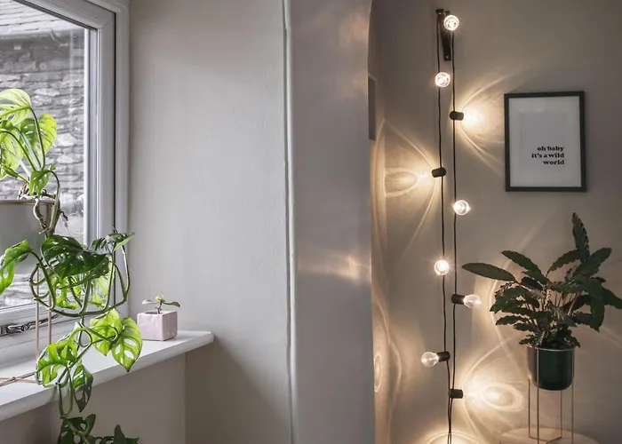 14 Church Street- Close To Train Station * Windermere