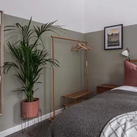 Apartman 14 Church Street- Close To Train Station