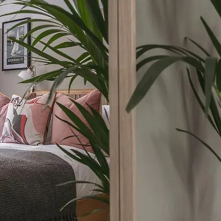 14 Church Street- Close To Train Station Уиндермир